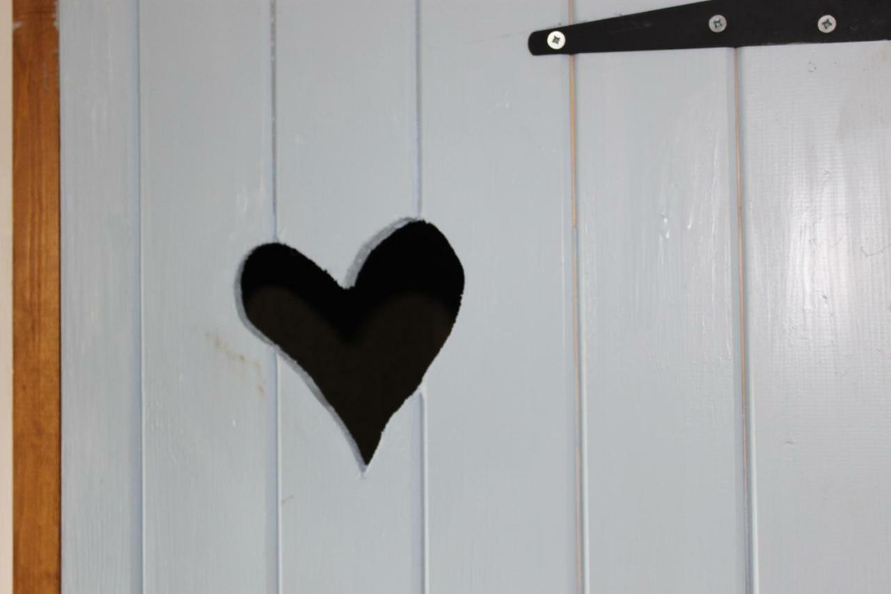 The Old Apple Shed Cosy Heated Cottage In A Meadow Close To The Charming Village Of Bethersden Ashford  Extérieur photo